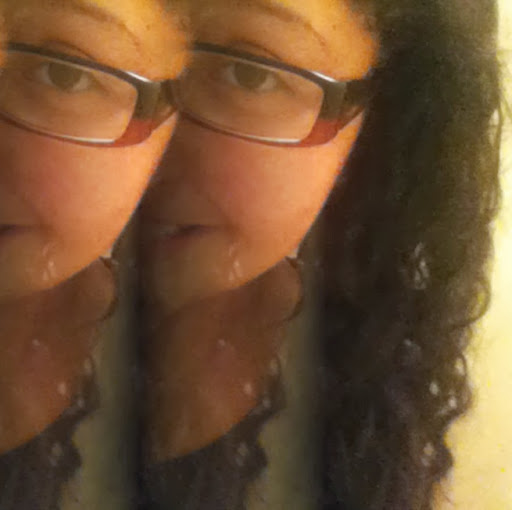 Alana Robles Photo 7