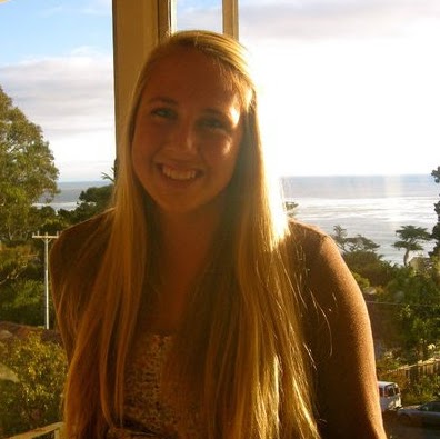Melissa Lloyd Photo 18