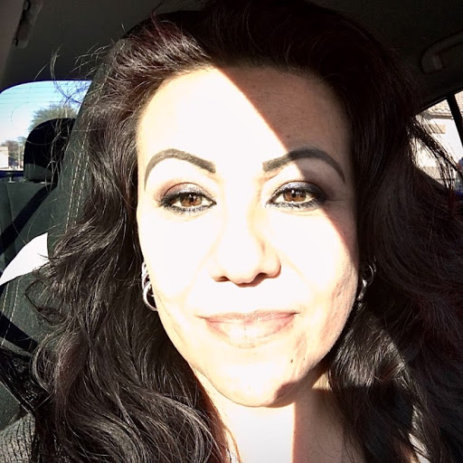 Gina Martinez Photo 7