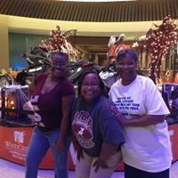 Tracy Robinson Photo 28