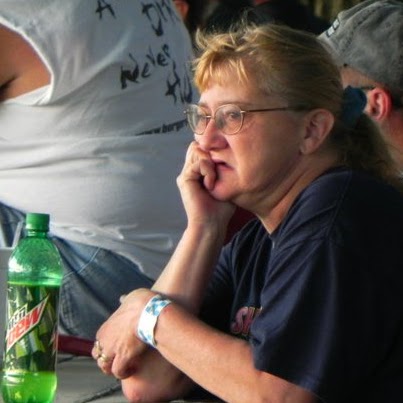 Lori Brown Photo 18