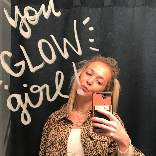 Elizabeth O'Donnell Photo 28