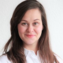 Andrea Schuster Photo 23