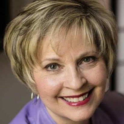 Pamela Owen Photo 34