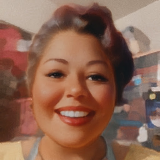Rosa Ayala Photo 17