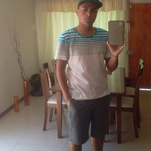 Renato Baez Photo 5