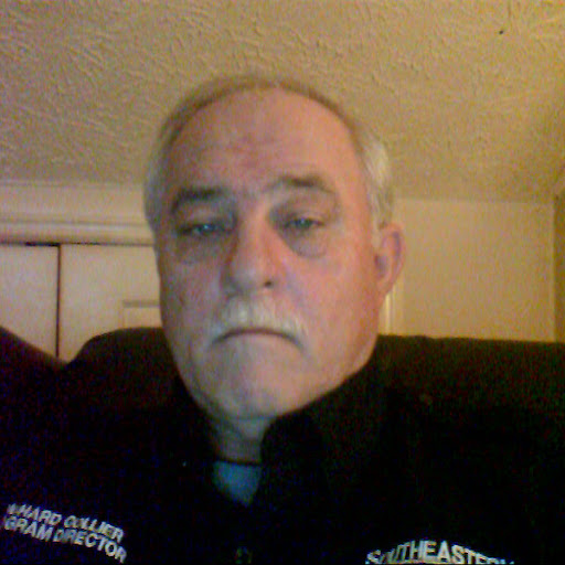 Richard Collier Photo 16