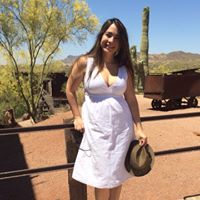 Karen Betancourt Photo 24