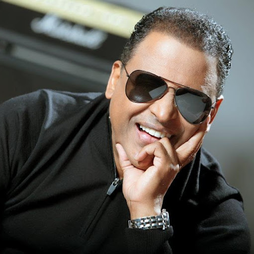 Wilfrido Vargas Photo 22