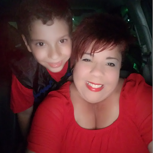 Rosa Gonzalez Photo 22