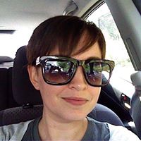 Emily Schulz Photo 9