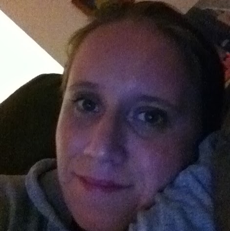 Melissa Mackenzie Photo 17