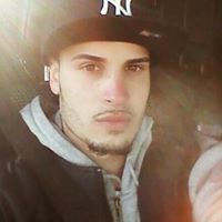 Efrain Robles Photo 13