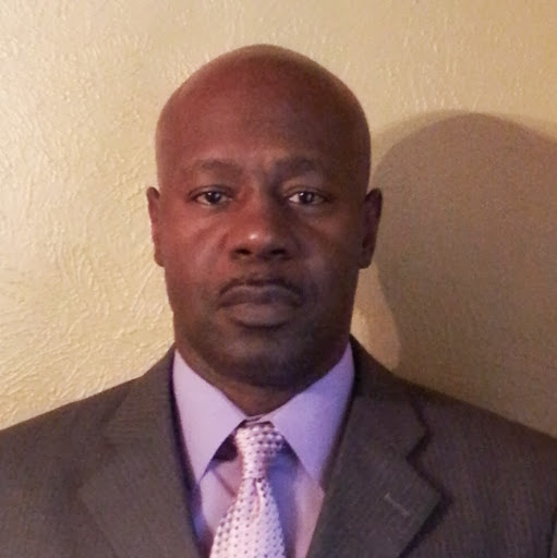 Robert Strong Photo 35