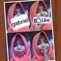 Sarah Gavin Photo 9