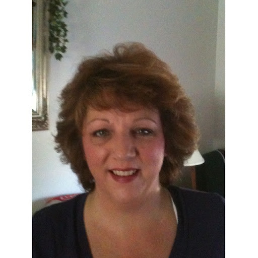 Michele Goldsmith Photo 28