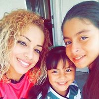 Alicia Morales Photo 30