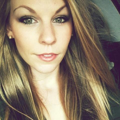 Karissa Hosek Photo 5