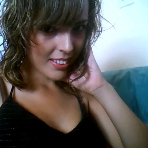 Laura Guzman Photo 3