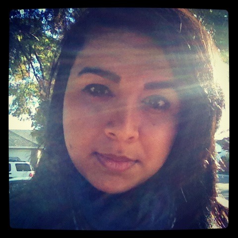 Christina Flores Photo 37