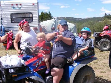 Tracie Tucker Photo 16