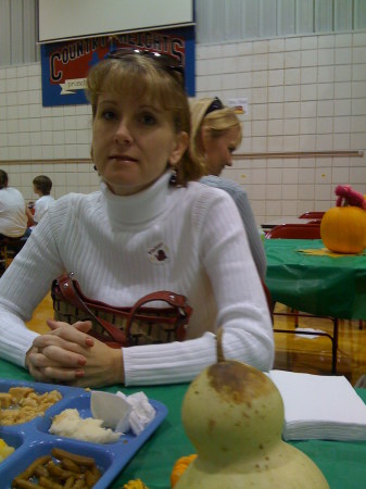 Julie Leggett Photo 7