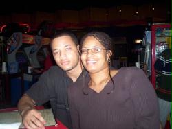 Yolanda Hall Photo 33