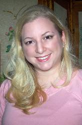 Holly Davis Photo 10